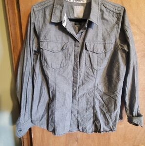 511 tactical mens shirt. Sz large.  Long sleeve.  Blue grayish. Snap closure